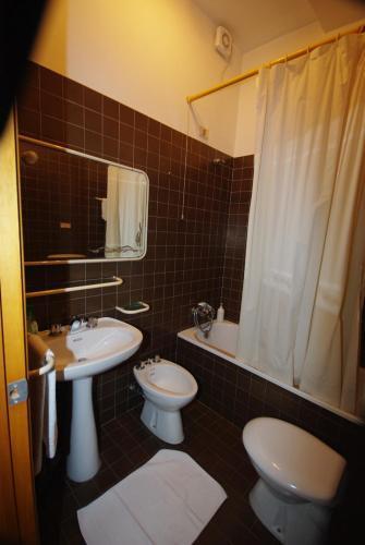 Hotel Roma 2*